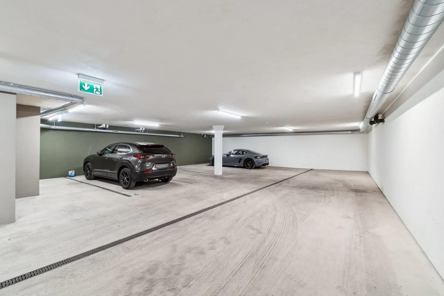 Moderno appartamento mansardato di 2,5 locali a Zurigo-Seefeld - Disponibile immediatamente - Foto 2 di 6