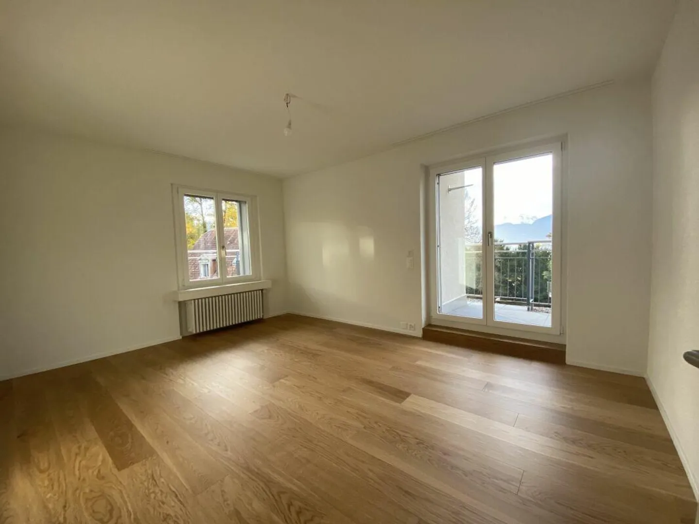 Penthouse apartment with fantastic lake and mountain views - Photo 10 of 13