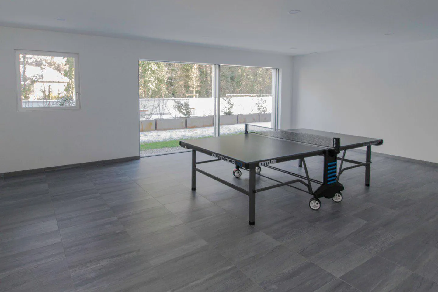 Luxury Studio in Central Location - Photo 8 of 10