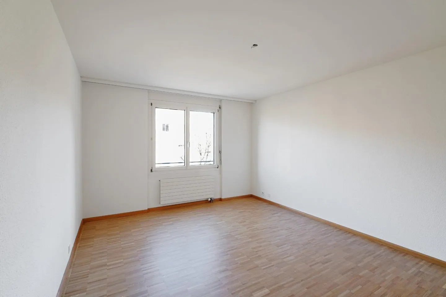 Belle appartement de 4.5 pièces à Aesch - Photo 4 sur 6