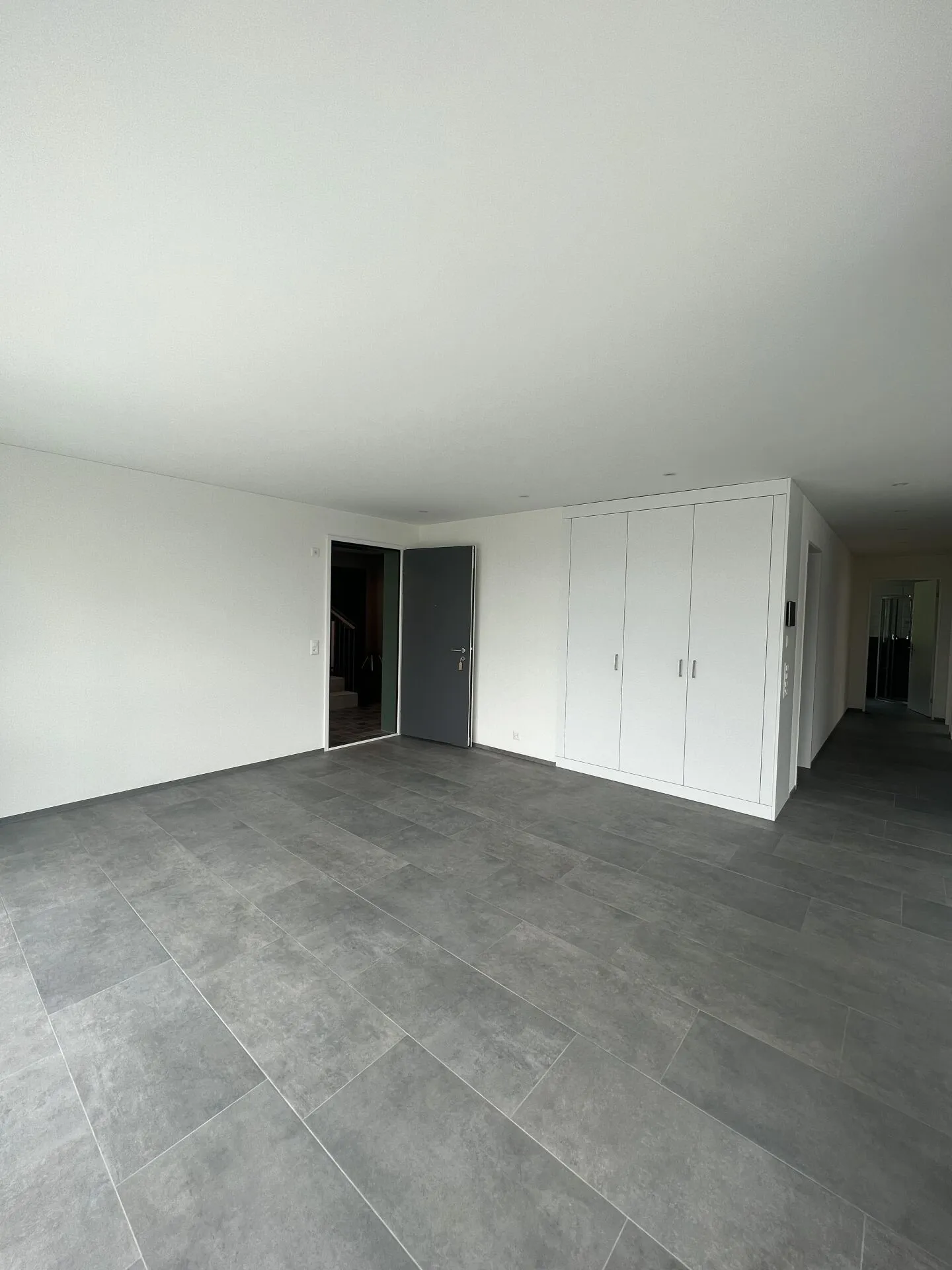 Attractive - Modern Living - 3.5 Room Apartment - Photo 3 of 12