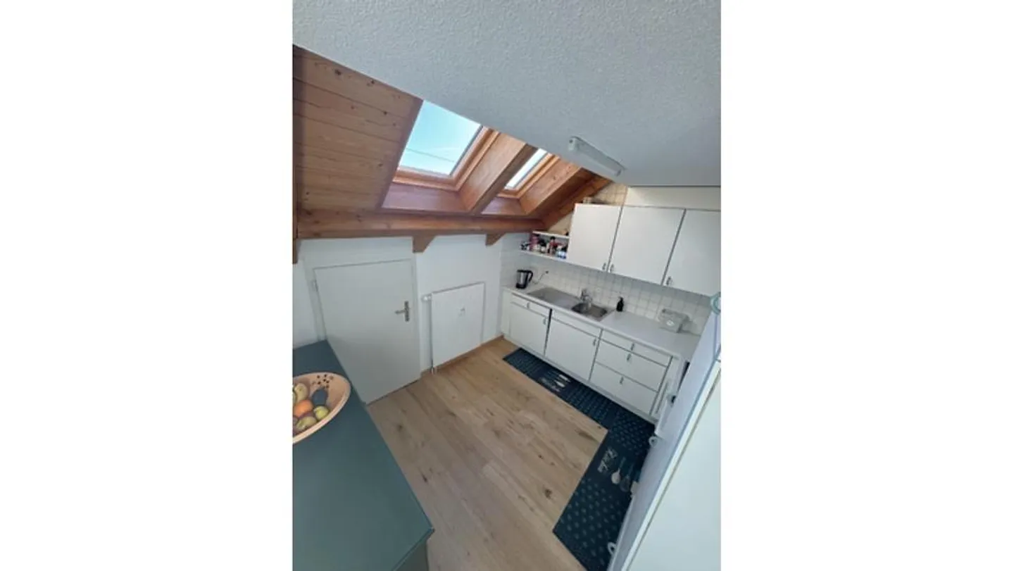 3 ROOM ATTIC APARTMENT IN KAUFDORF (BE), FURNISHED, TEMPORARY - Photo 3 of 9