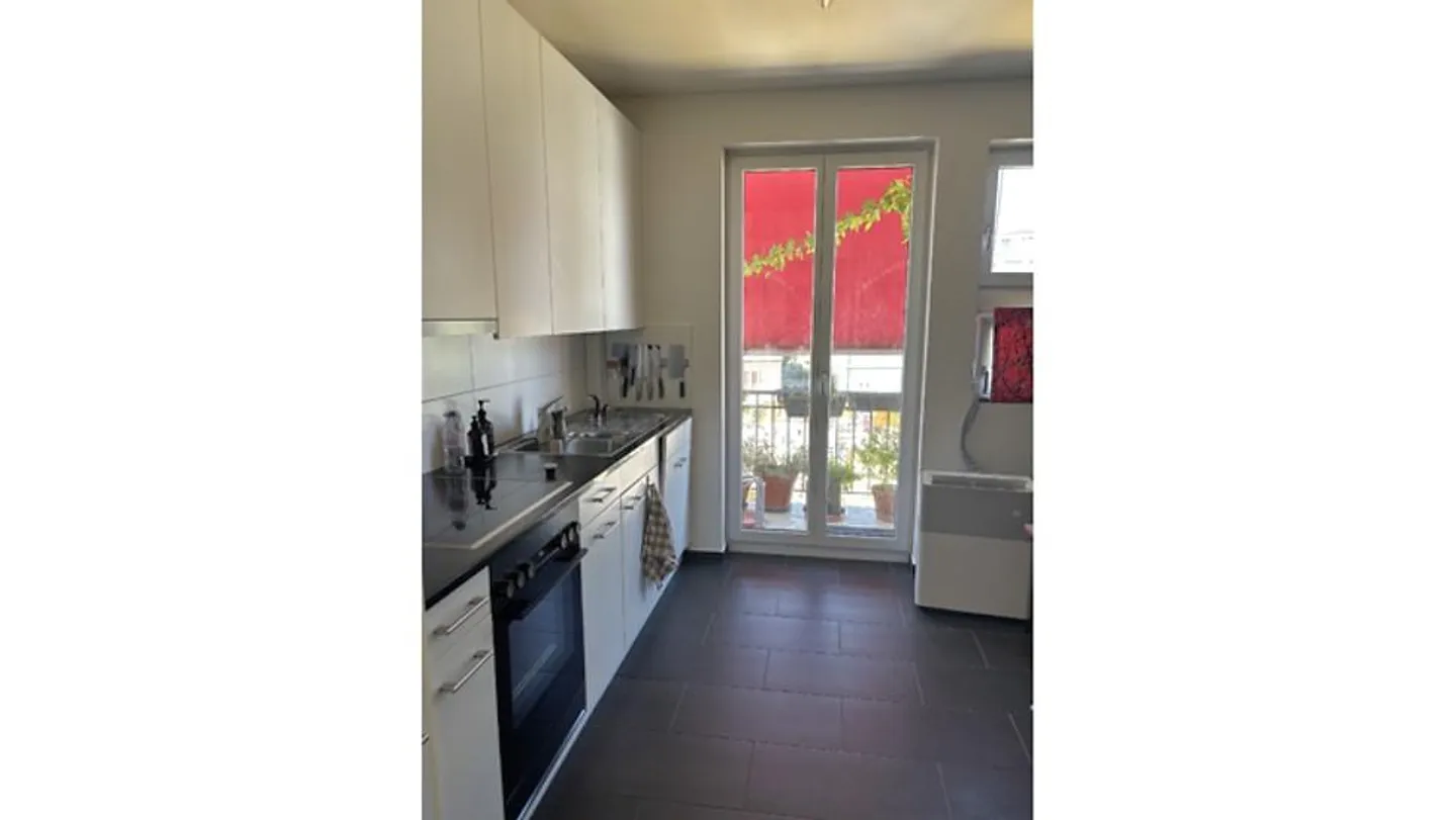 Appartement de 3½ pièces à Zurich - 3e arrondissement WIEDIKON, MEUBLÉ, TEMPORAIRE - Photo 3 sur 8