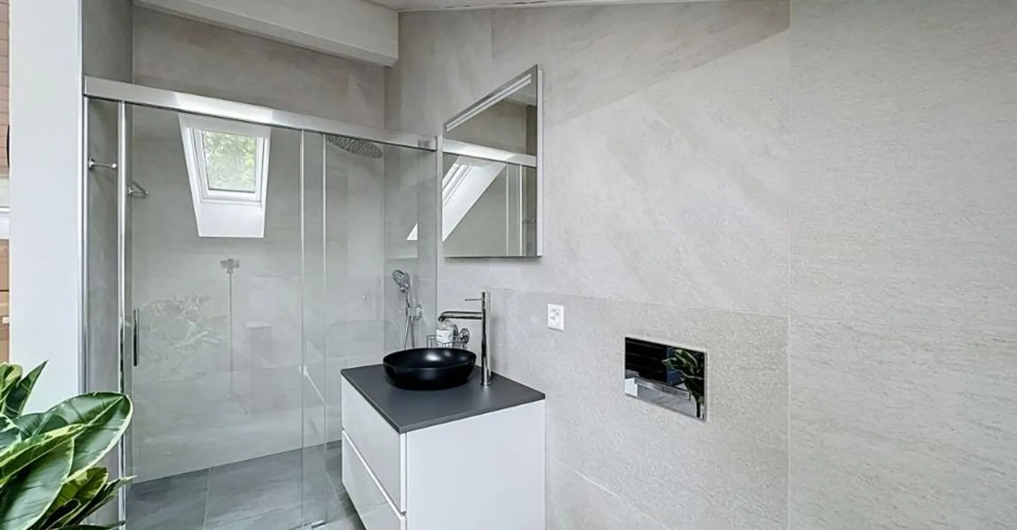 Penthouse-Duplex mit privatem Wellnessbereich - Foto 3 von 9