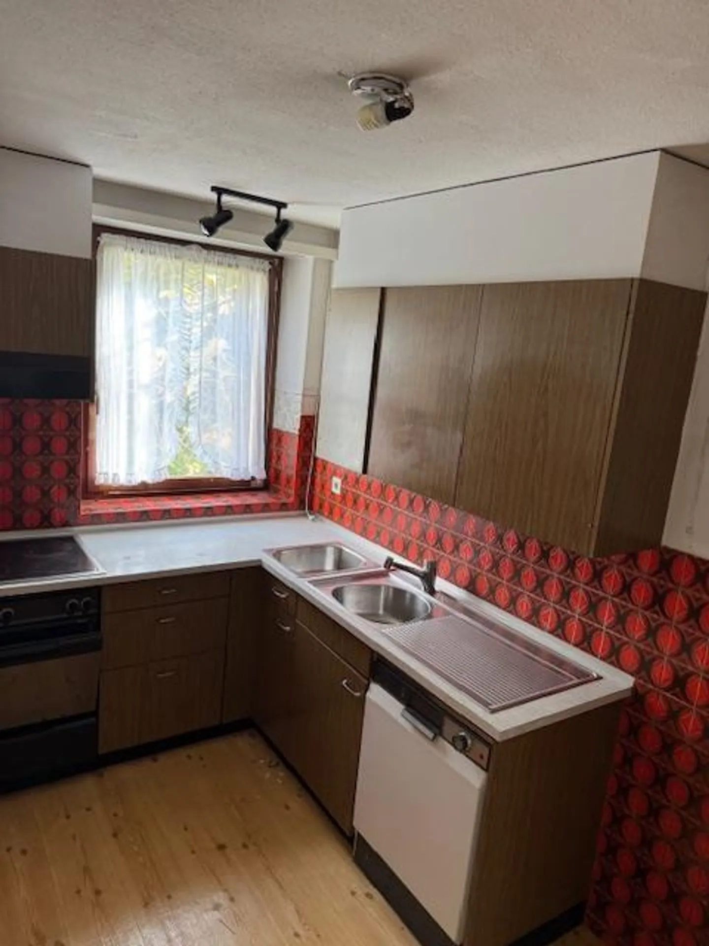 Maison à vendre à St. Gallen - centrale et polyvalente ! - Photo 4 sur 9