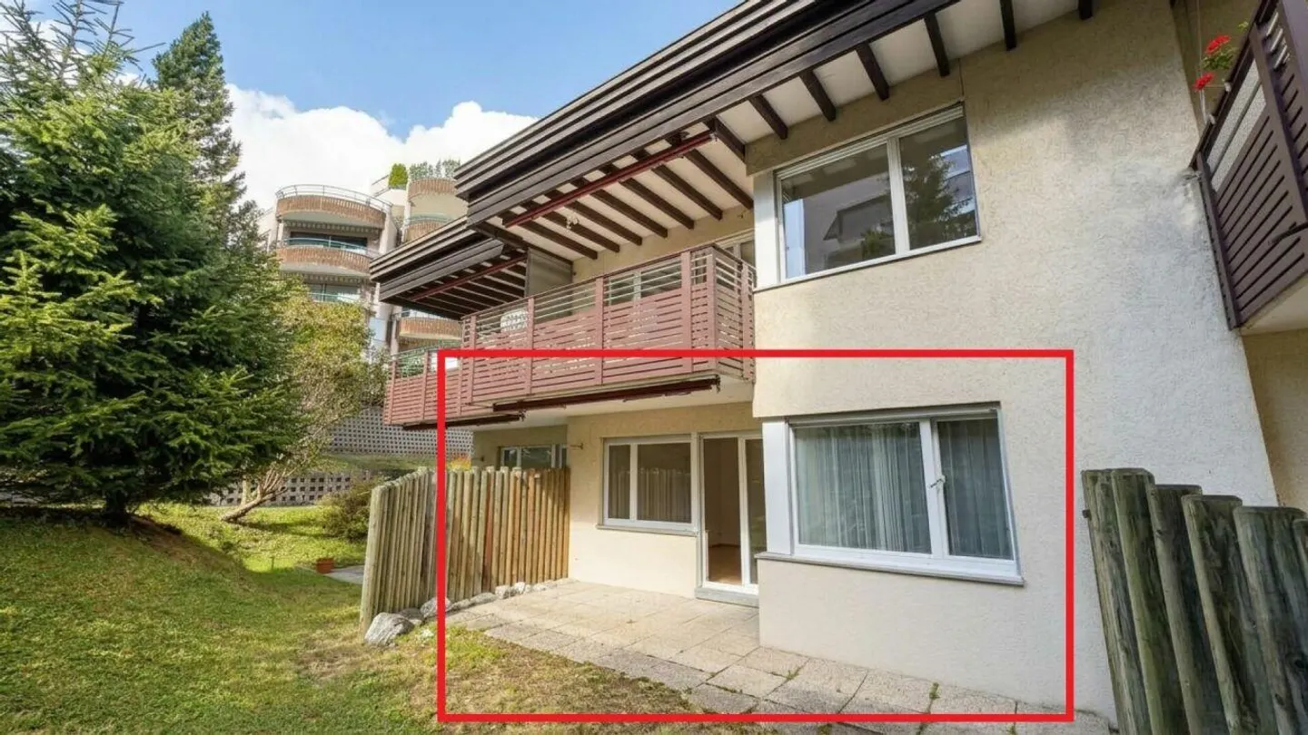 2-Room Hideaway in the Center - Photo 1 of 12