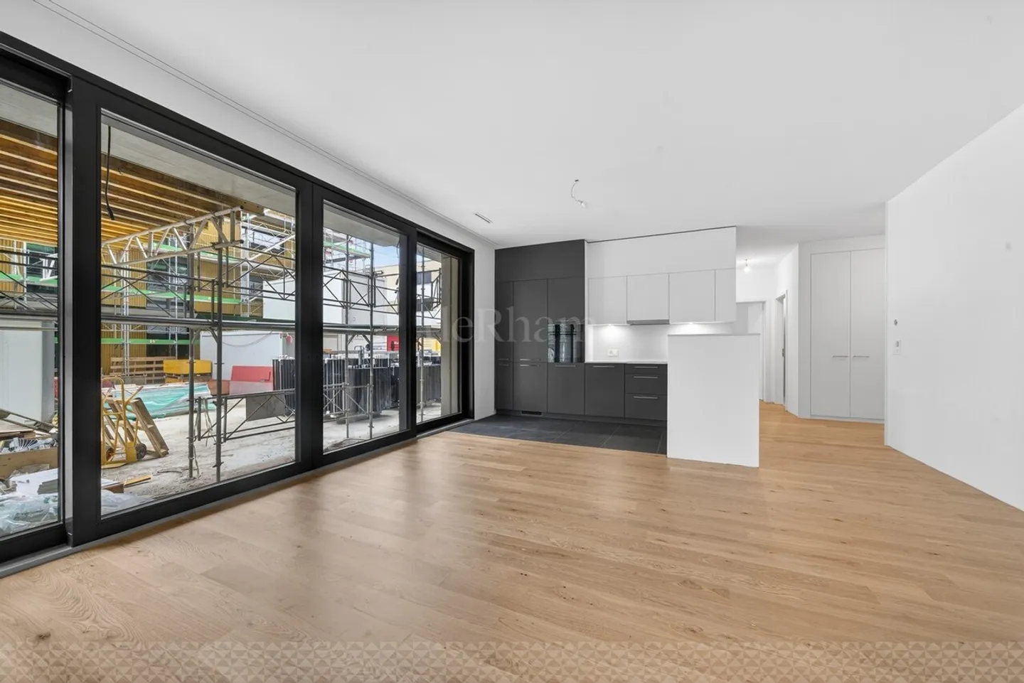 Neubau 2,5-Zimmer-Wohnung mit Garten - Foto 2 von 13
