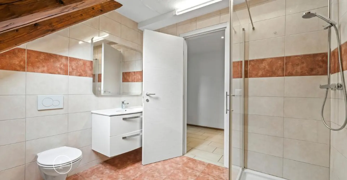 Geräumige Wohnung mit Schlossblick - Foto 13 von 13