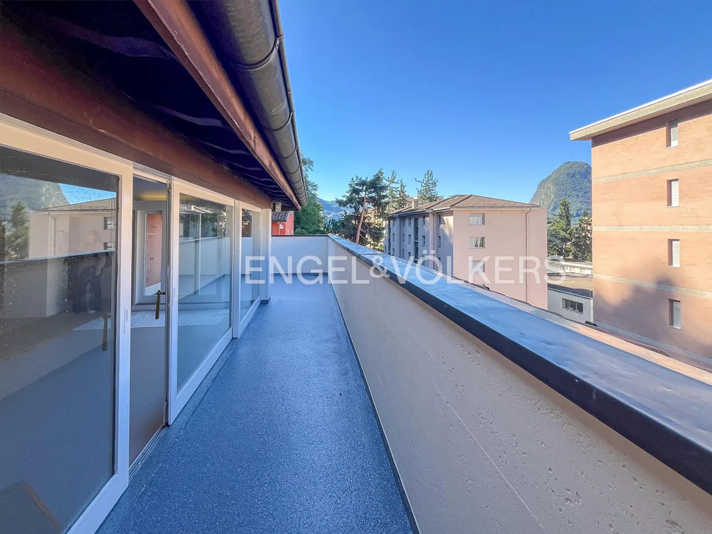 Penthouse élégant à louer à Lugano - Photo 9 sur 28