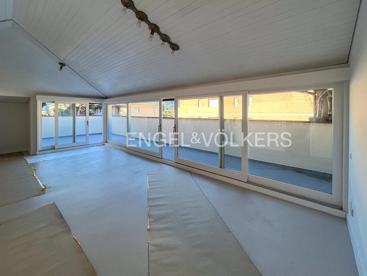 Penthouse élégant à louer à Lugano - Photo 13 sur 28