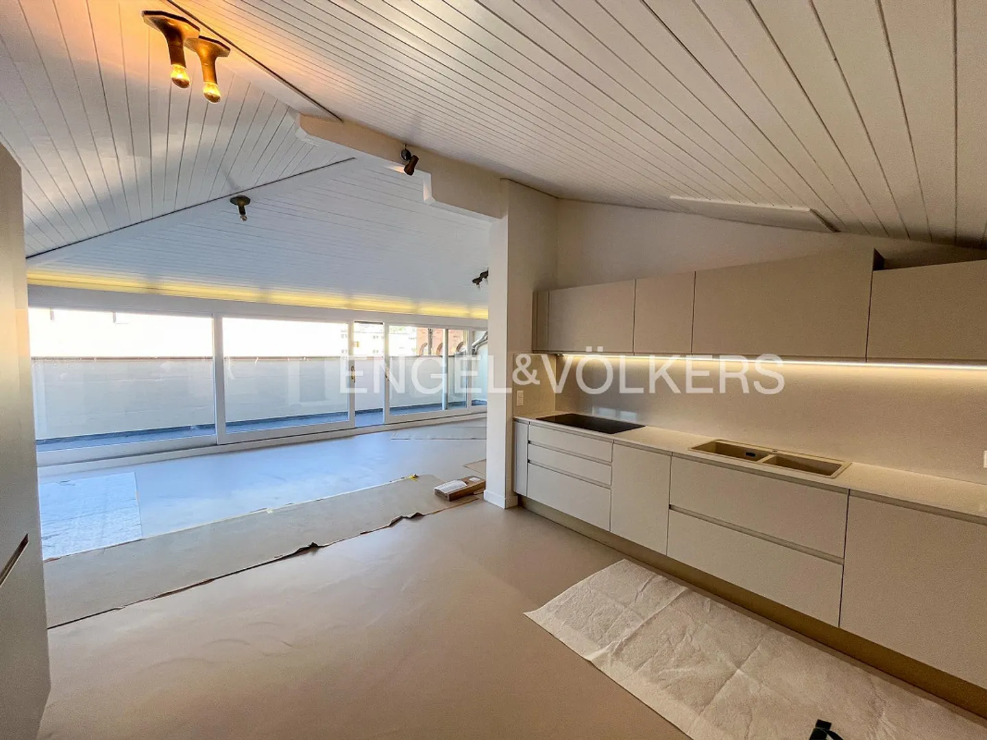 Penthouse élégant à louer à Lugano - Photo 20 sur 28