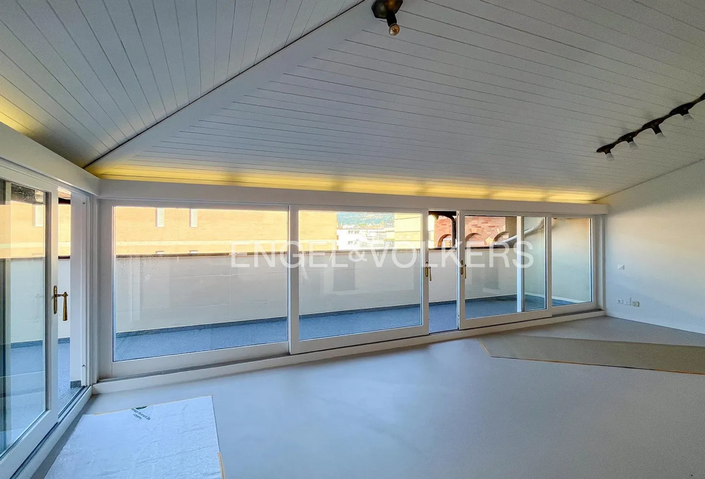 Penthouse élégant à louer à Lugano - Photo 14 sur 28