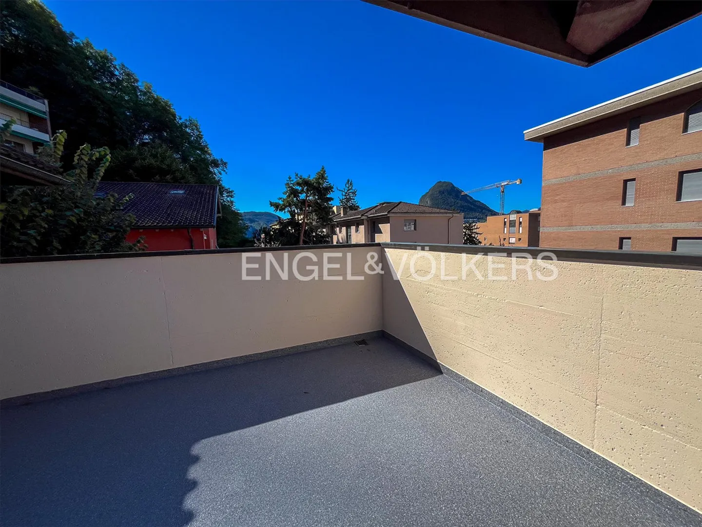 Penthouse élégant à louer à Lugano - Photo 22 sur 28