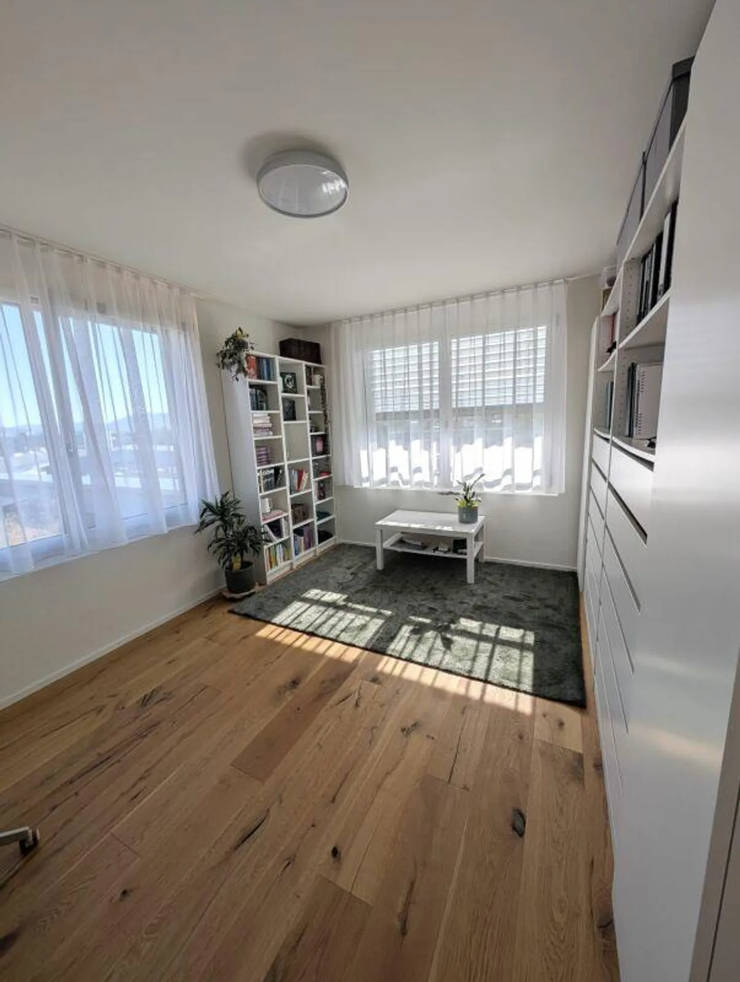 Living in Baumgarten - open, bright and ideally located - Photo 2 of 10