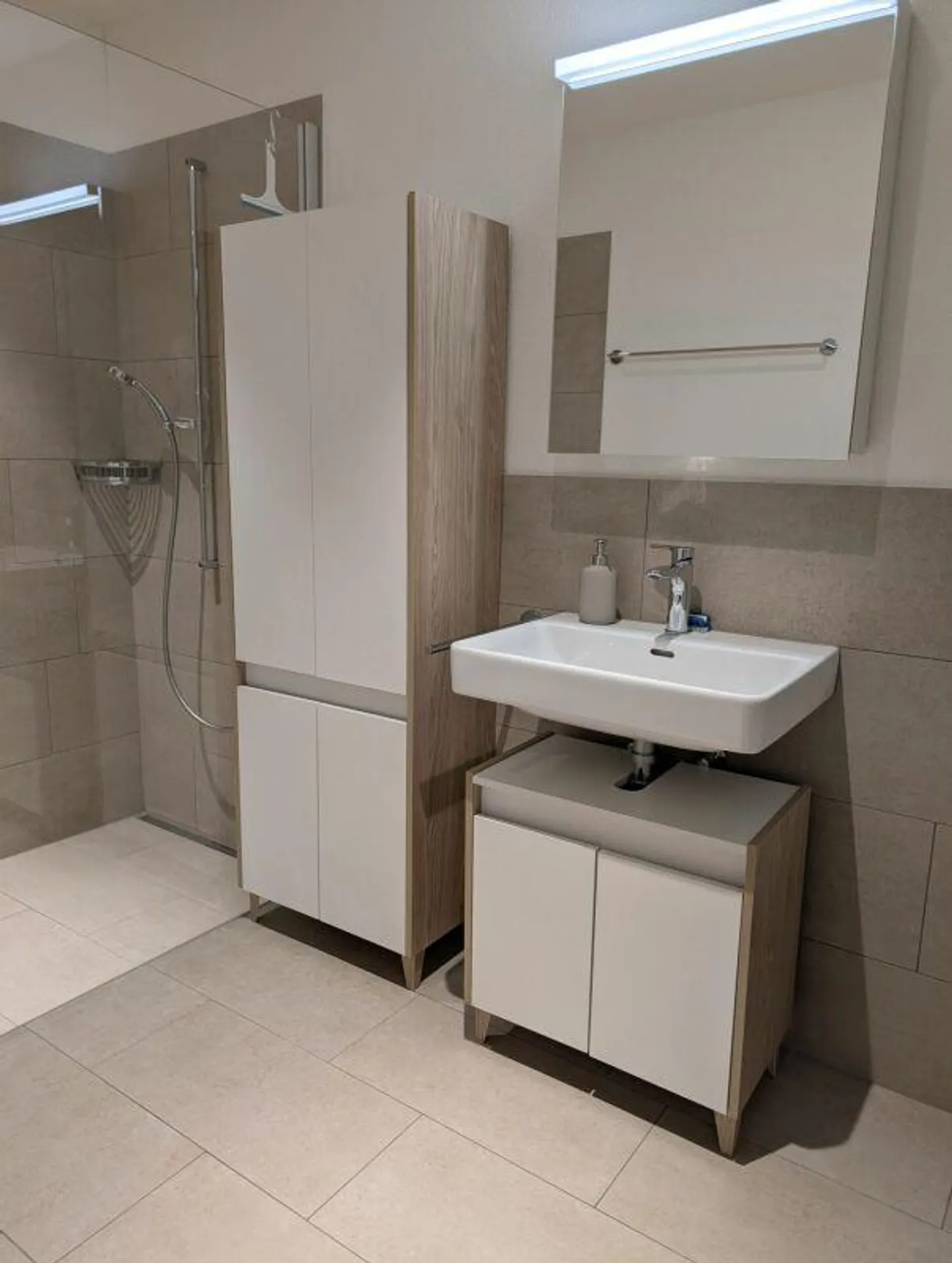 Living in Baumgarten - open, bright and ideally located - Photo 4 of 10