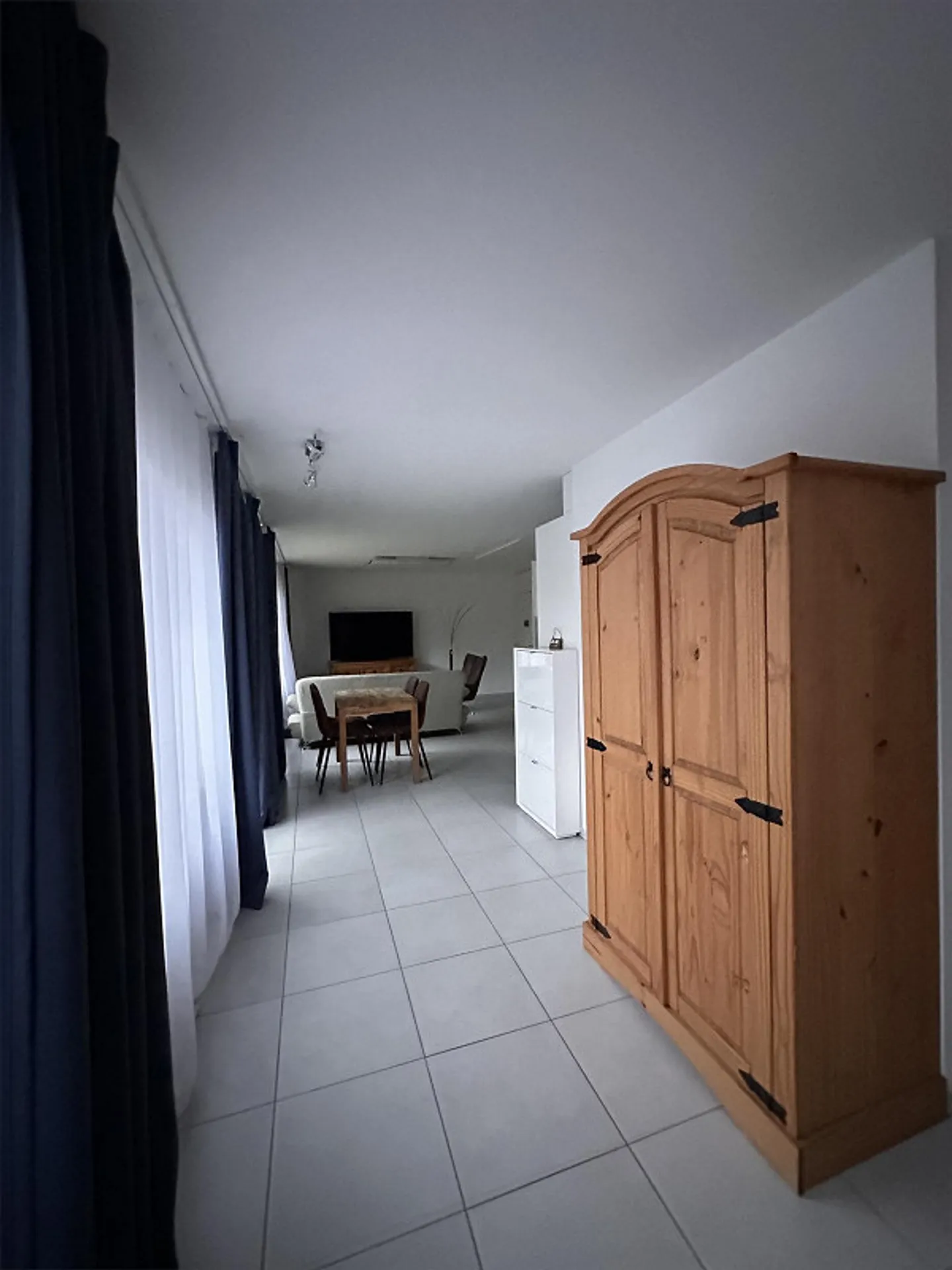 Cercasi nuovo inquilino per spazioso appartamento di 1,5 stanze con giardino - Foto 13 di 16