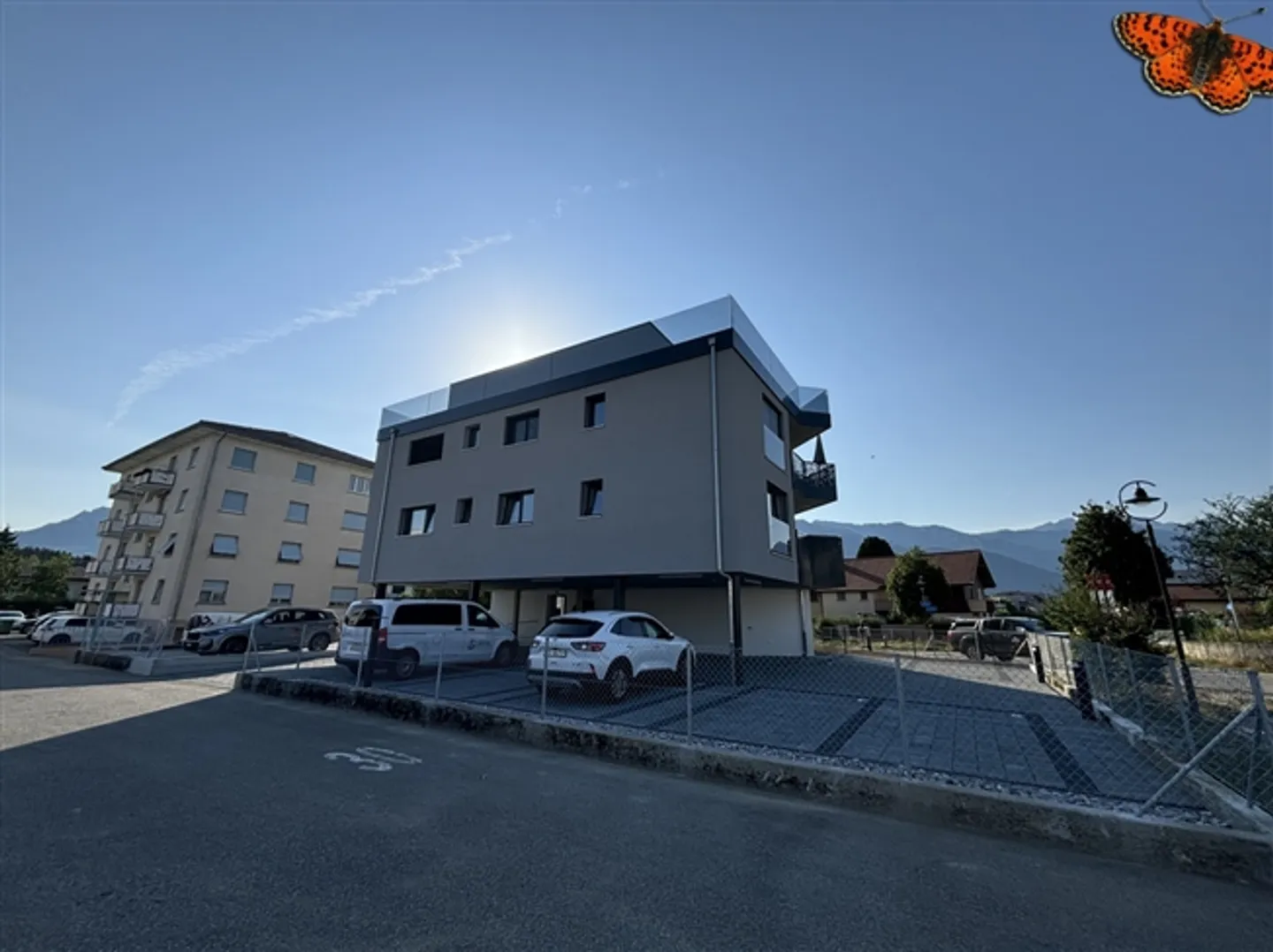 RARE! WONDERFUL 4 1/2 ROOMS ON THE GROUND FLOOR - Large Garden & Terrace! - Photo 1 of 14