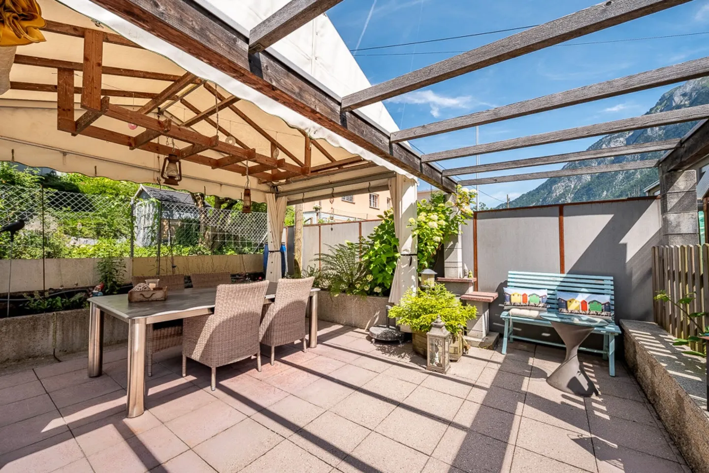 Casa a schiera di 7,5 stanze con un fascino particolare - Foto 12 di 13