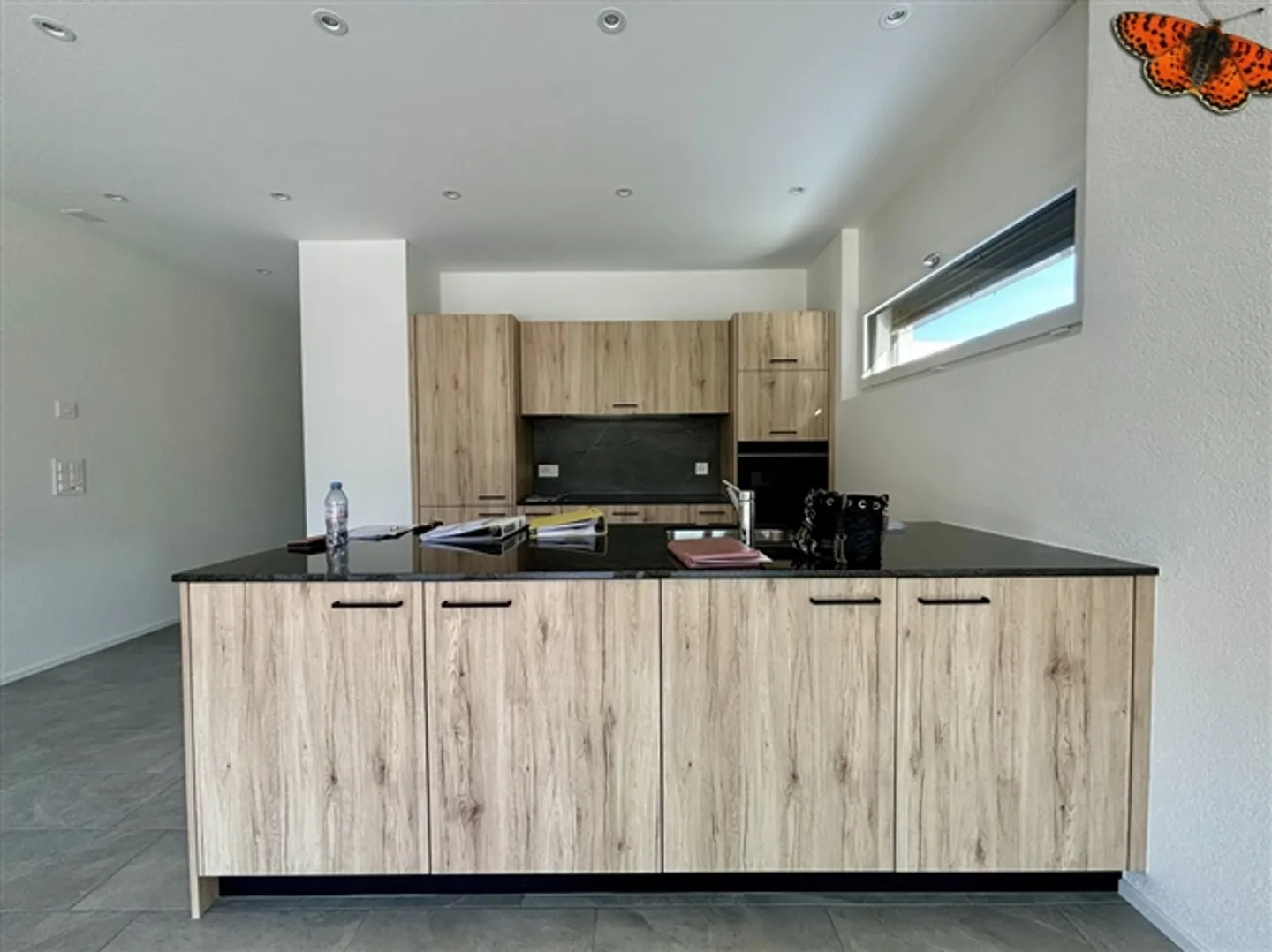 RARE! WONDERFUL 4 1/2 ROOMS ON THE GROUND FLOOR - Large Garden & Terrace! - Photo 3 of 14