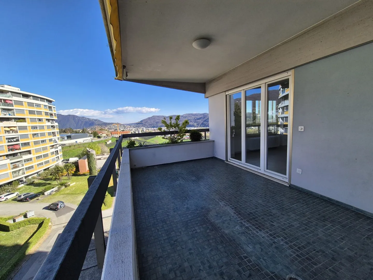 COLDRERIO - APPARTAMENTO DI DUE CAMERE DA AFFITTARE - Foto 7 di 8