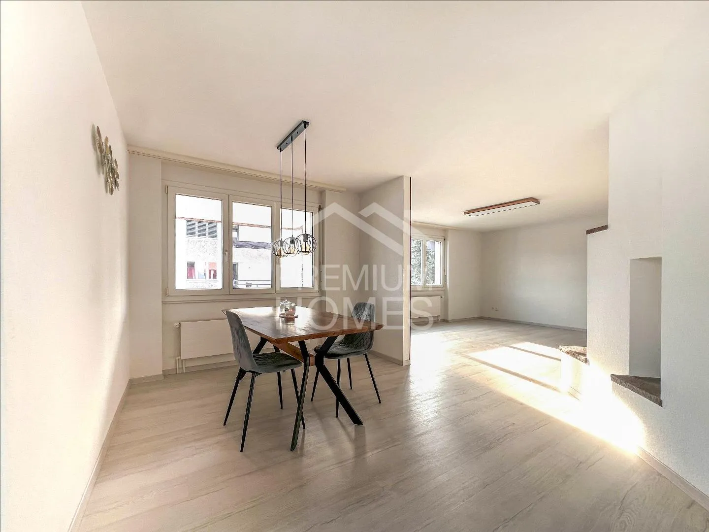 MY OWN FOUR WALLS - Photo 3 of 7