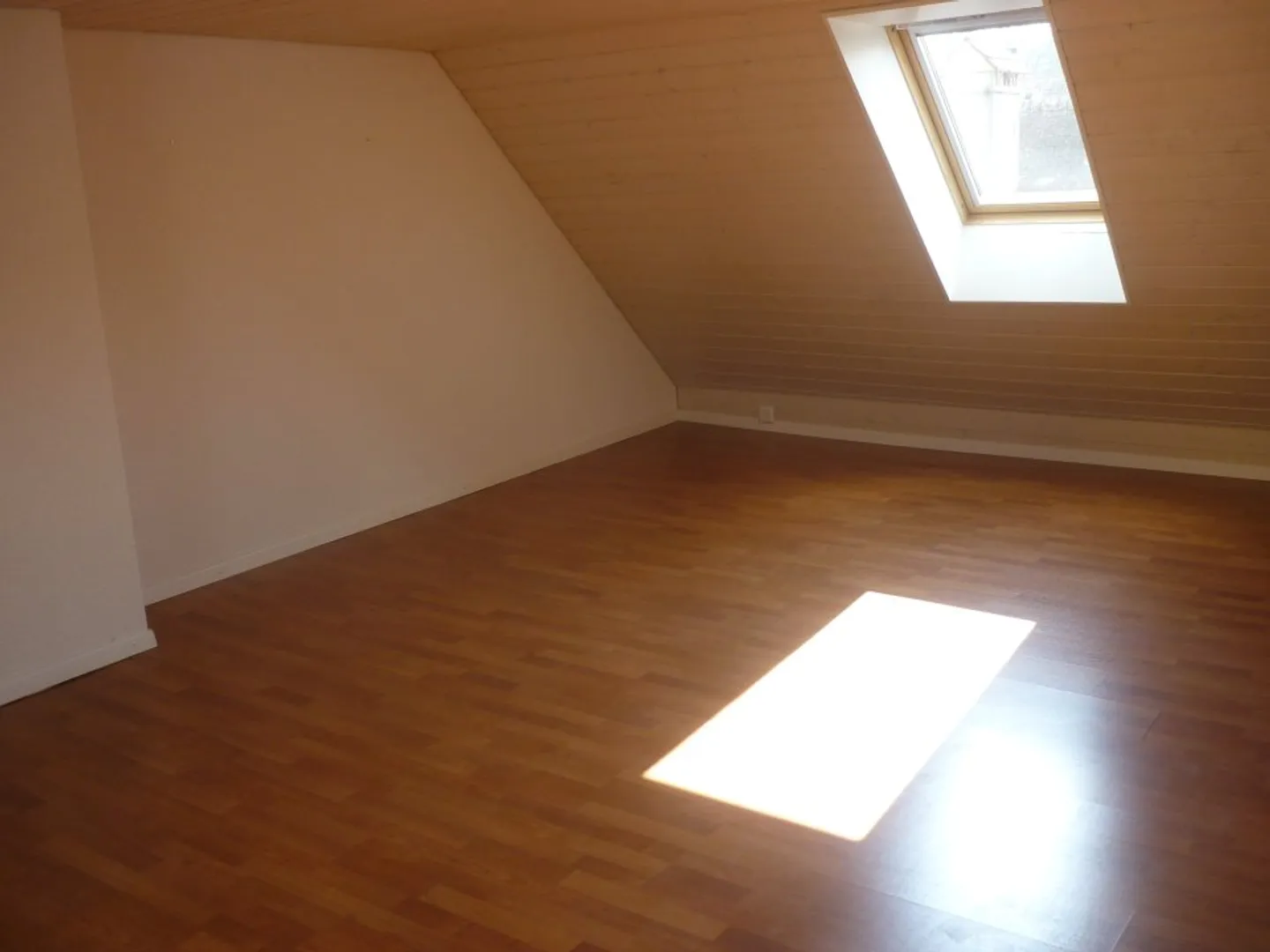 04543 - 2-room apartment - Daniel-Jeanrichard 7 - La Chaux-de-Fonds - Photo 5 of 6