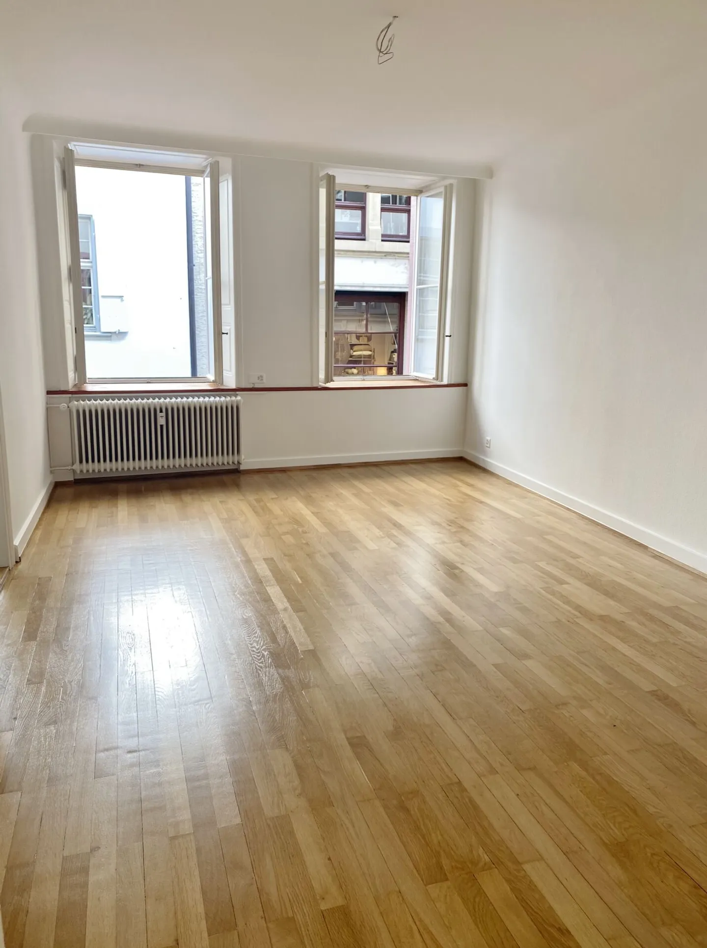 Sanierte Altbauwohnung im Herzen von Basel - Photo 4 sur 8