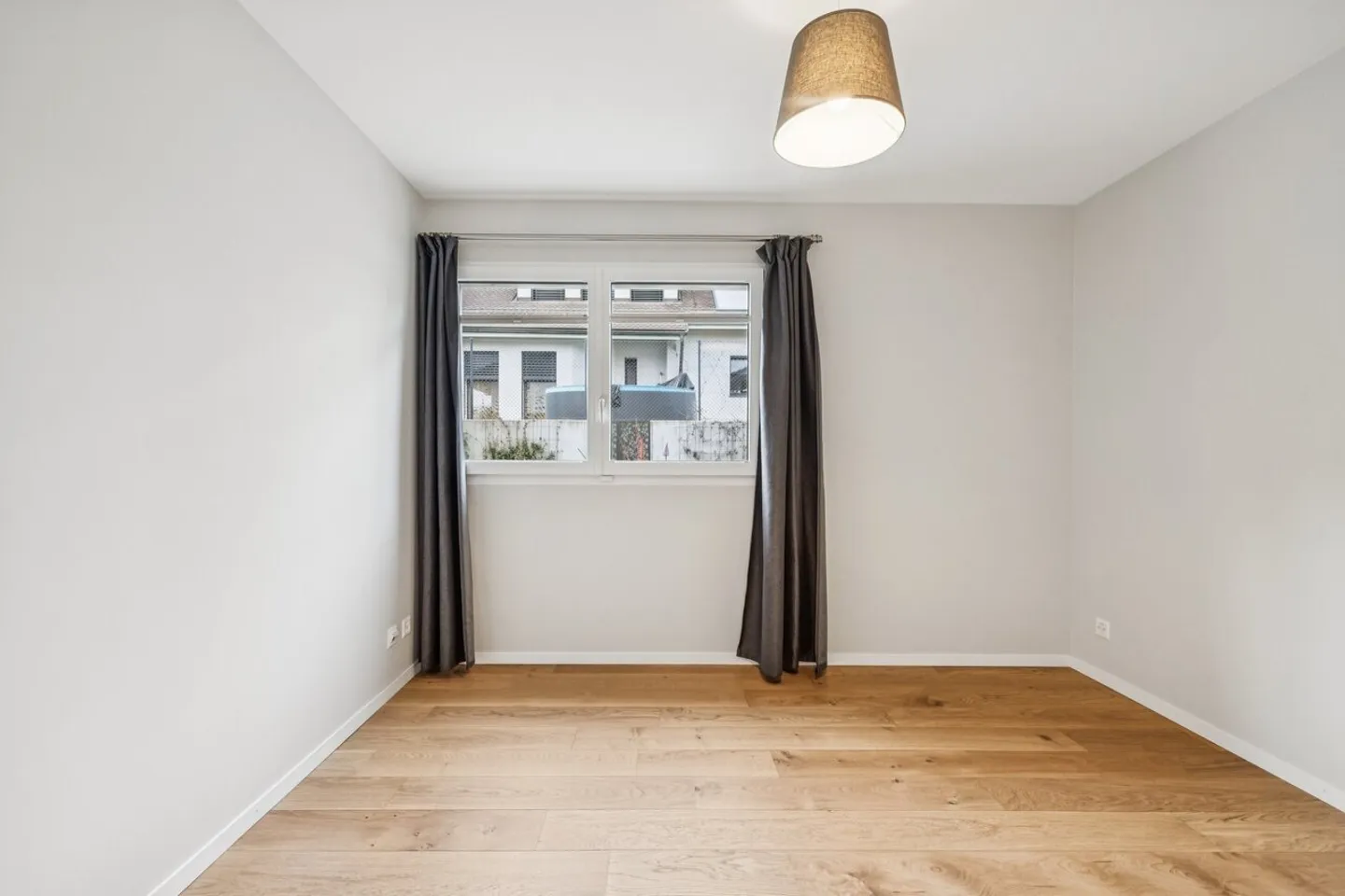 Hervorragende Doppelhaushälfte mit Garten und Terrasse - Foto 7 von 16