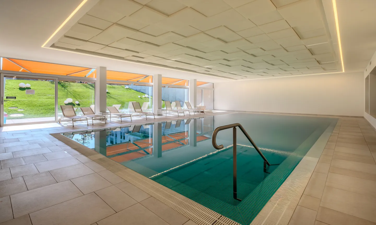 SPLENDID 4.5 ROOMS WITH PRIVATE GARDEN IN LUGANO FIGINO - Photo 9 of 9
