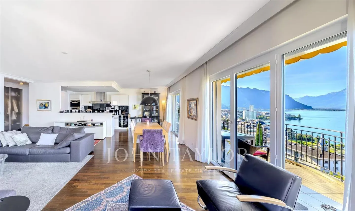 EXKLUSIVE! Schöne Wohnung mit atemberaubender Aussicht - Foto 2 von 11