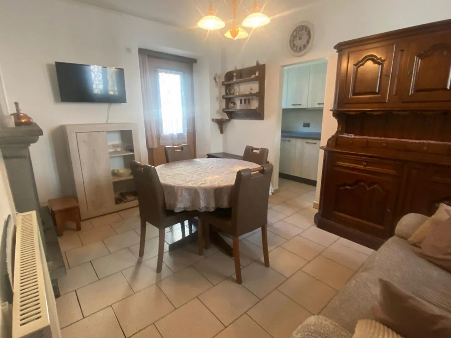 Casa di villaggio 6 1/2 camere in una posizione molto soleggiata con vista - Foto 2 di 31