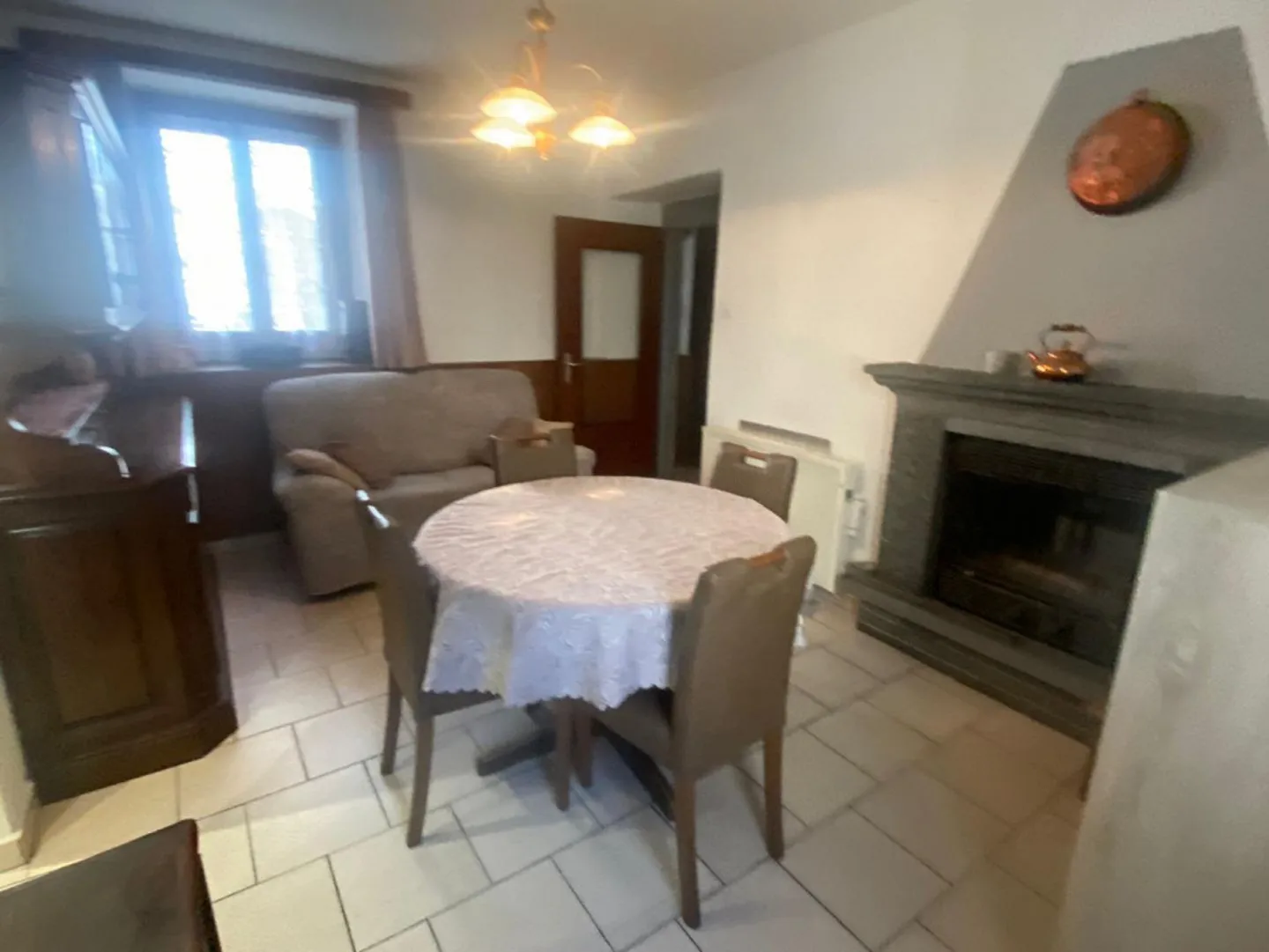 Casa di villaggio 6 1/2 camere in una posizione molto soleggiata con vista - Foto 3 di 31