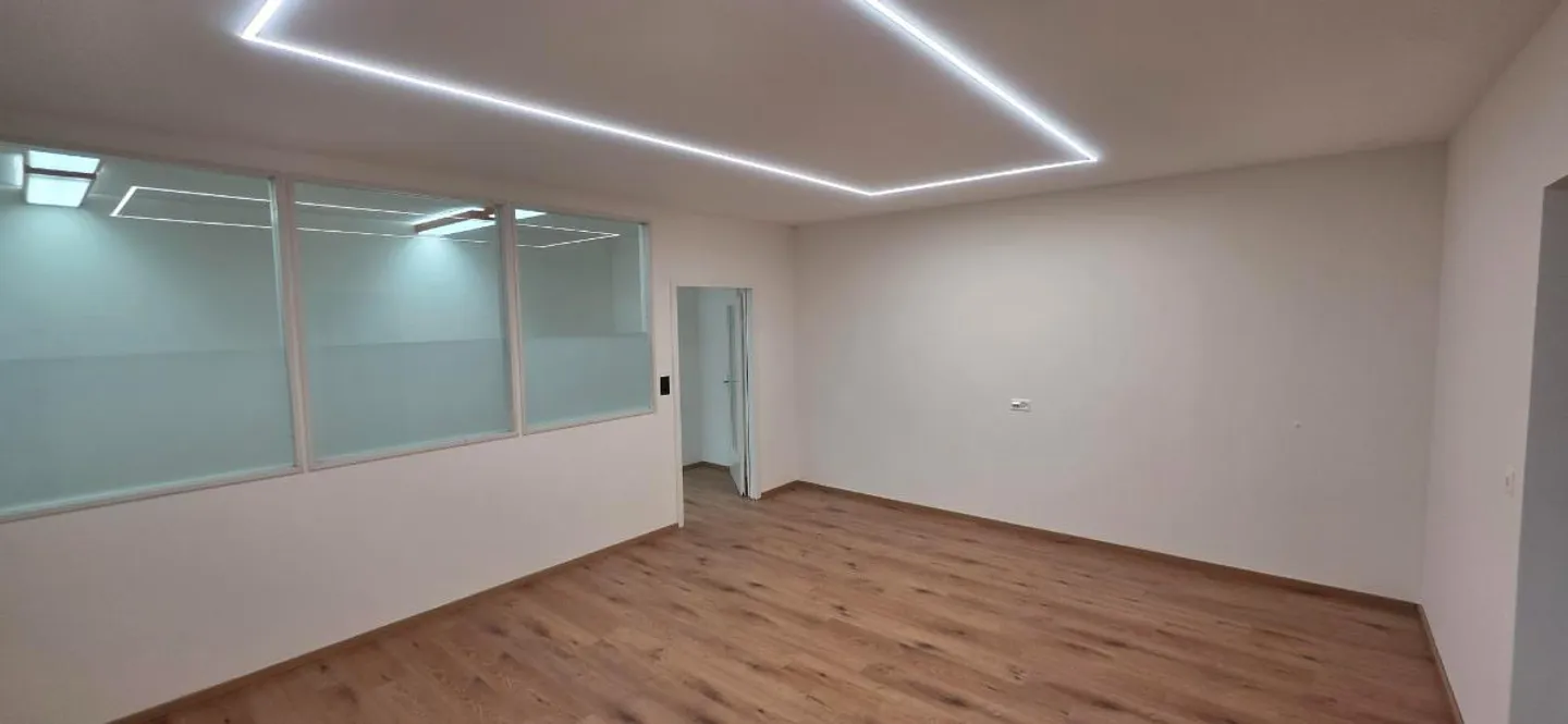 Bureau à louer - Photo 3 sur 5