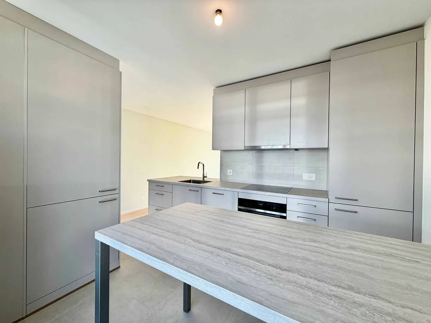 Modernes 3.5-Zimmer-Apartment - Foto 5 von 10