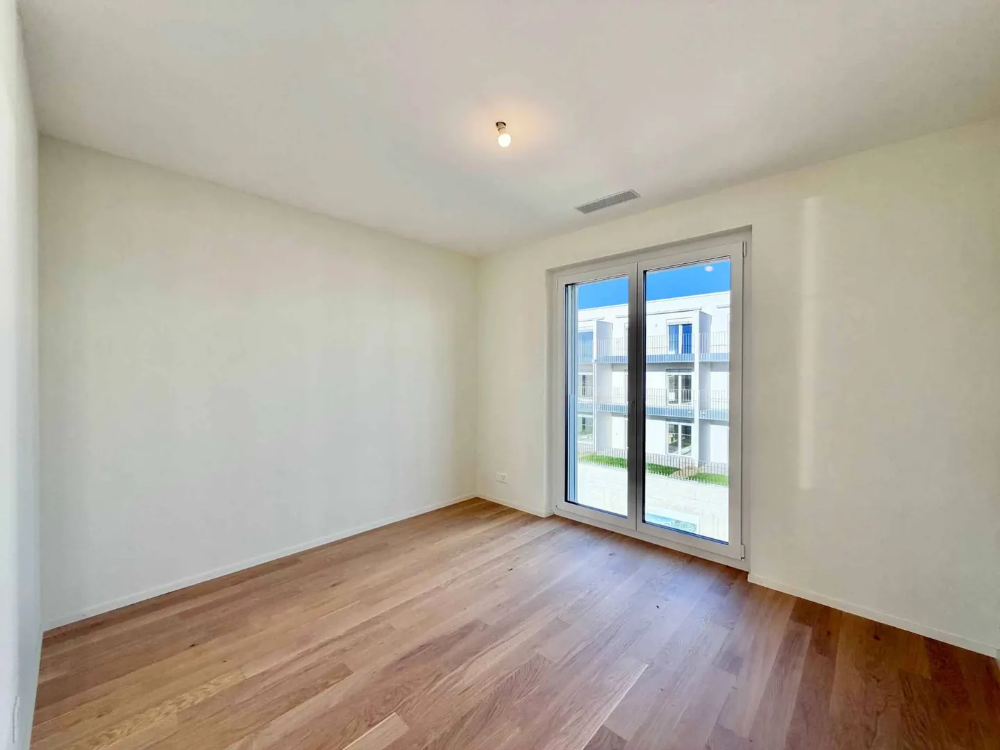 Modernes 3.5-Zimmer-Apartment - Foto 8 von 10