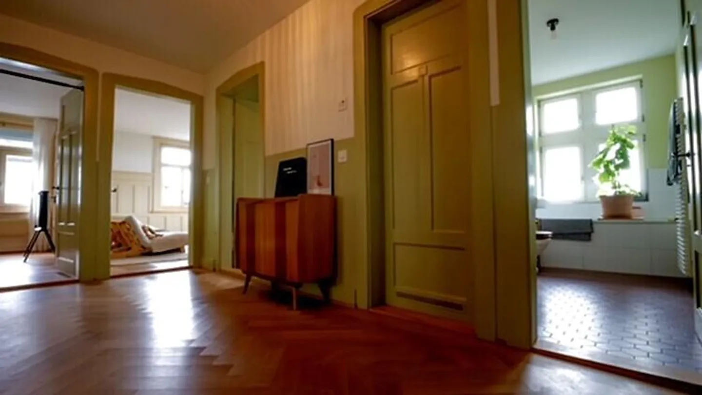 Charming Apartment with Terrace - Photo 10 of 10