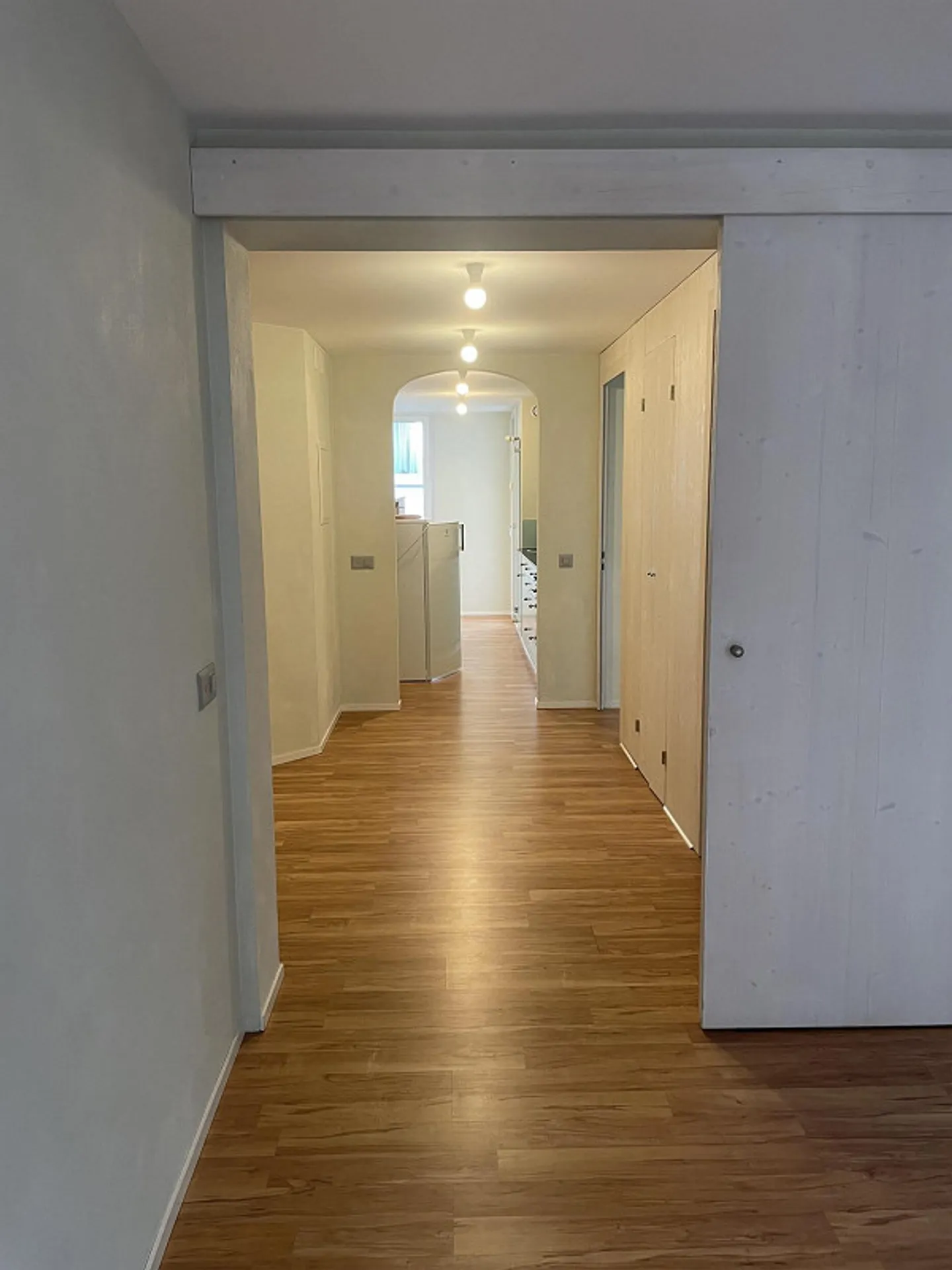 Wunderschöne 3.5 Zimmer Wohnung - Foto 3 von 11