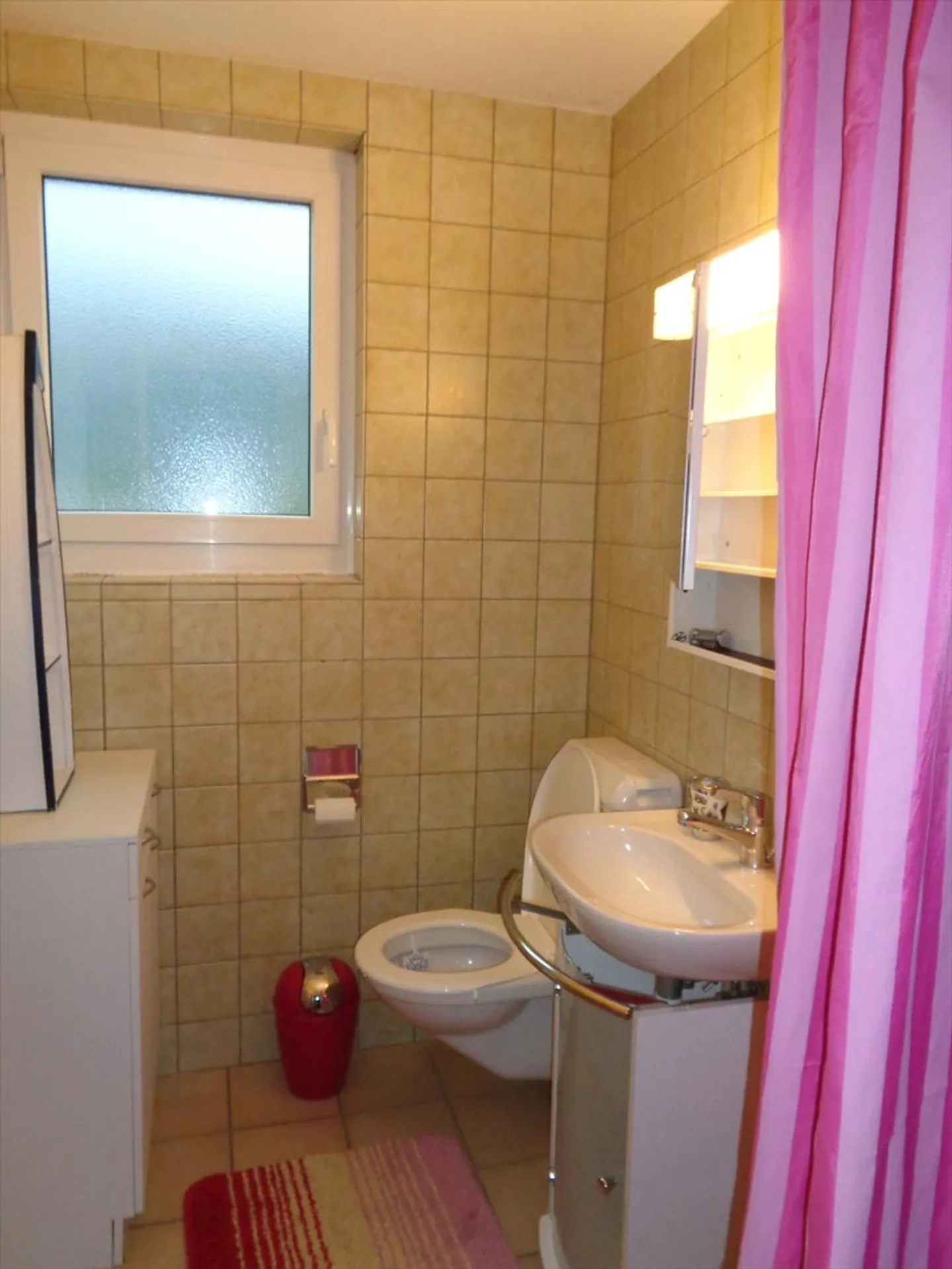 Appartement dans un petit bâtiment de 8 appartements - Photo 5 sur 9