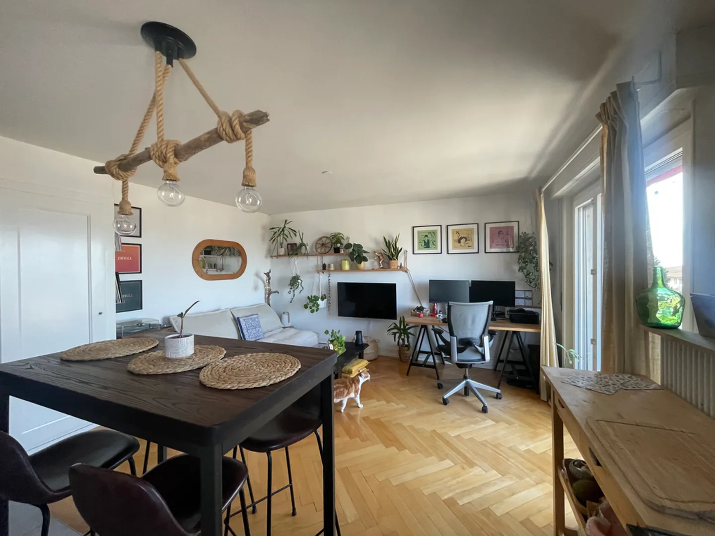 2-room apartment - Photo 1 of 6