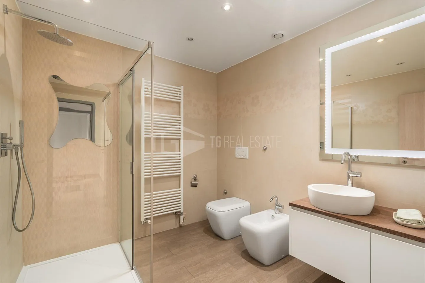 APPARTEMENT ACCUEILLANT 3.5 PIÈCES À LUGANO - LORETO - Photo 7 sur 9