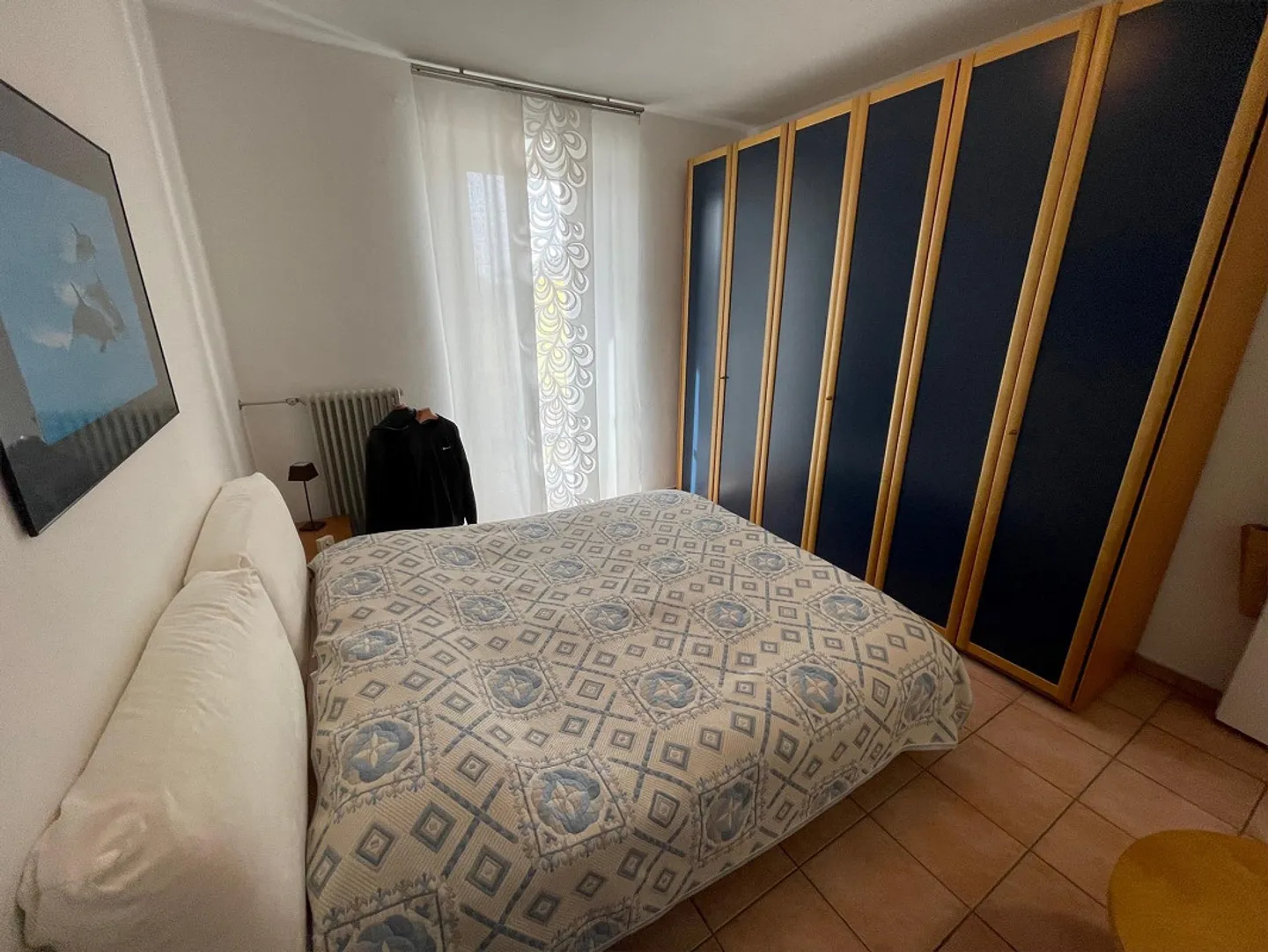 Ampia casa unifamiliare 6.5 con giardino e due garage. - Foto 11 di 13