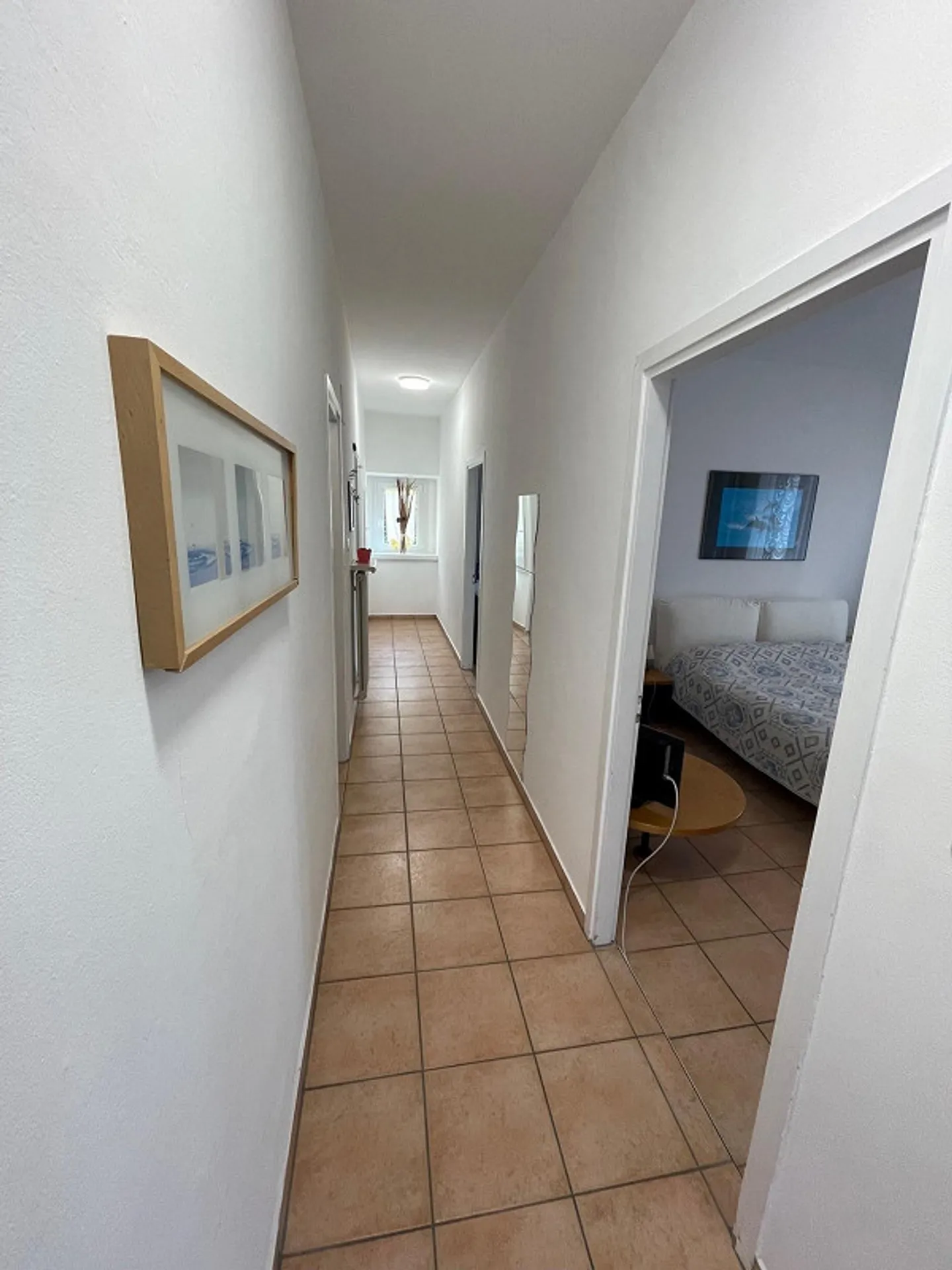 Ampia casa unifamiliare 6.5 con giardino e due garage. - Foto 13 di 13