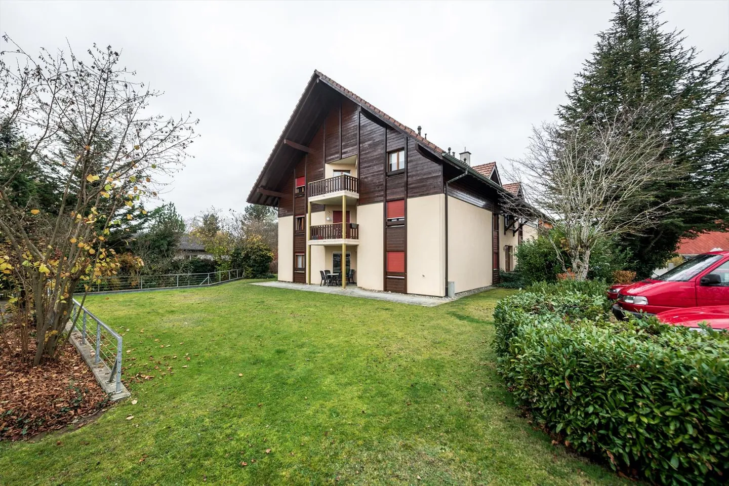 Beautiful 2-room apartment with balcony - Photo 1 of 2