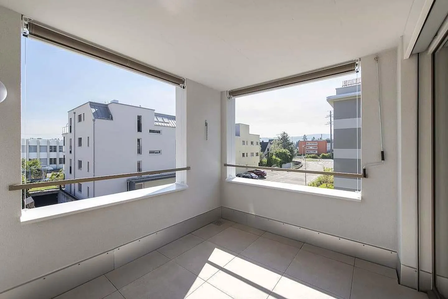 Modernes Apartment nahe Flugplatz Dübendorf - Foto 8 von 8
