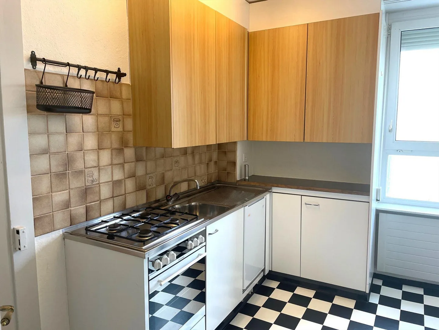 Charmante Altbauwohnung mit Balkon - Foto 4 von 8