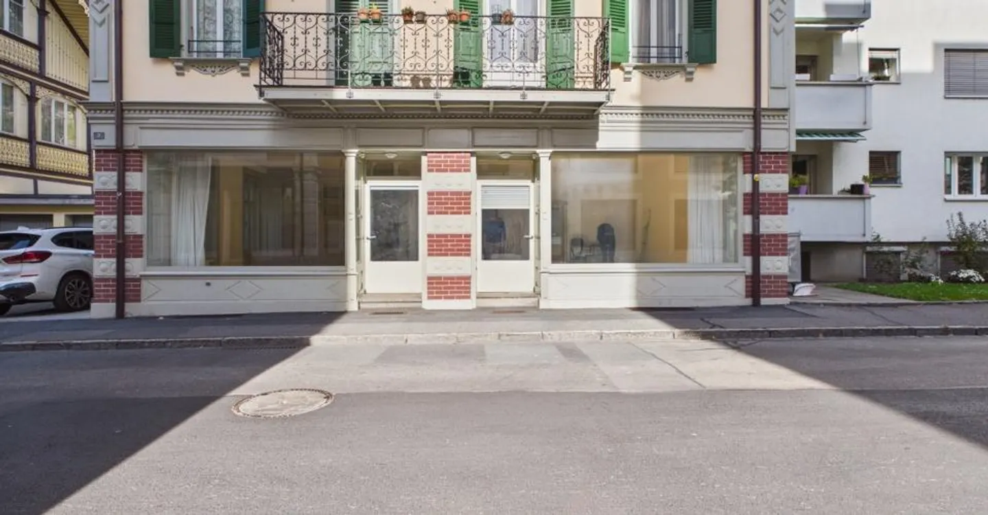 Spazio commerciale attraente – luminoso, soleggiato e recentemente ristrutturato - Foto 8 di 9