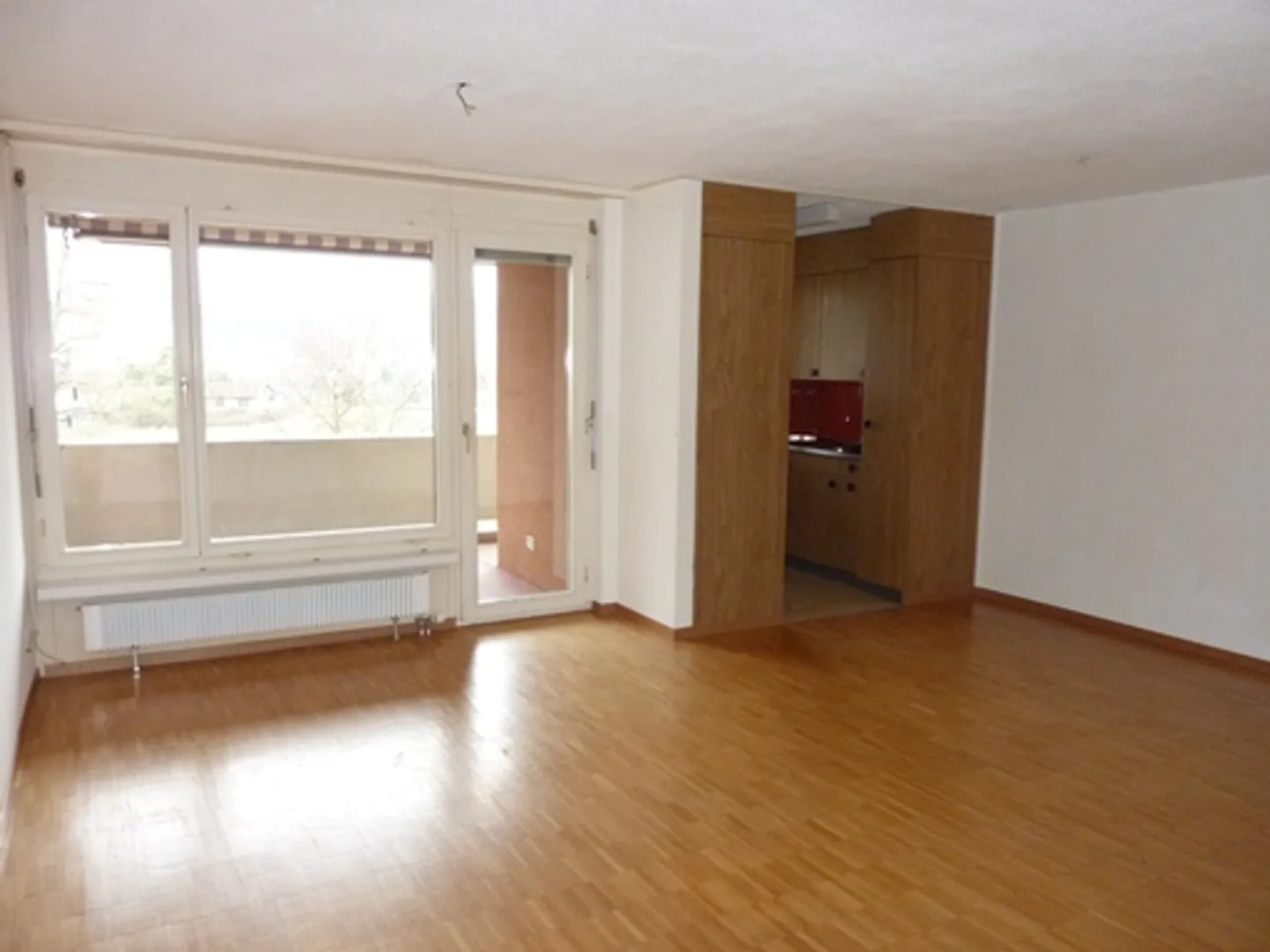 Helle 2.5-Zimmer Wohnung in Schlieren - Foto 1 von 4