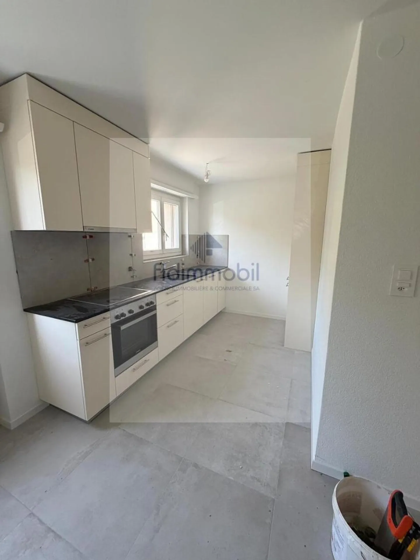 Completely renovated 4-room apartment - Photo 1 of 6