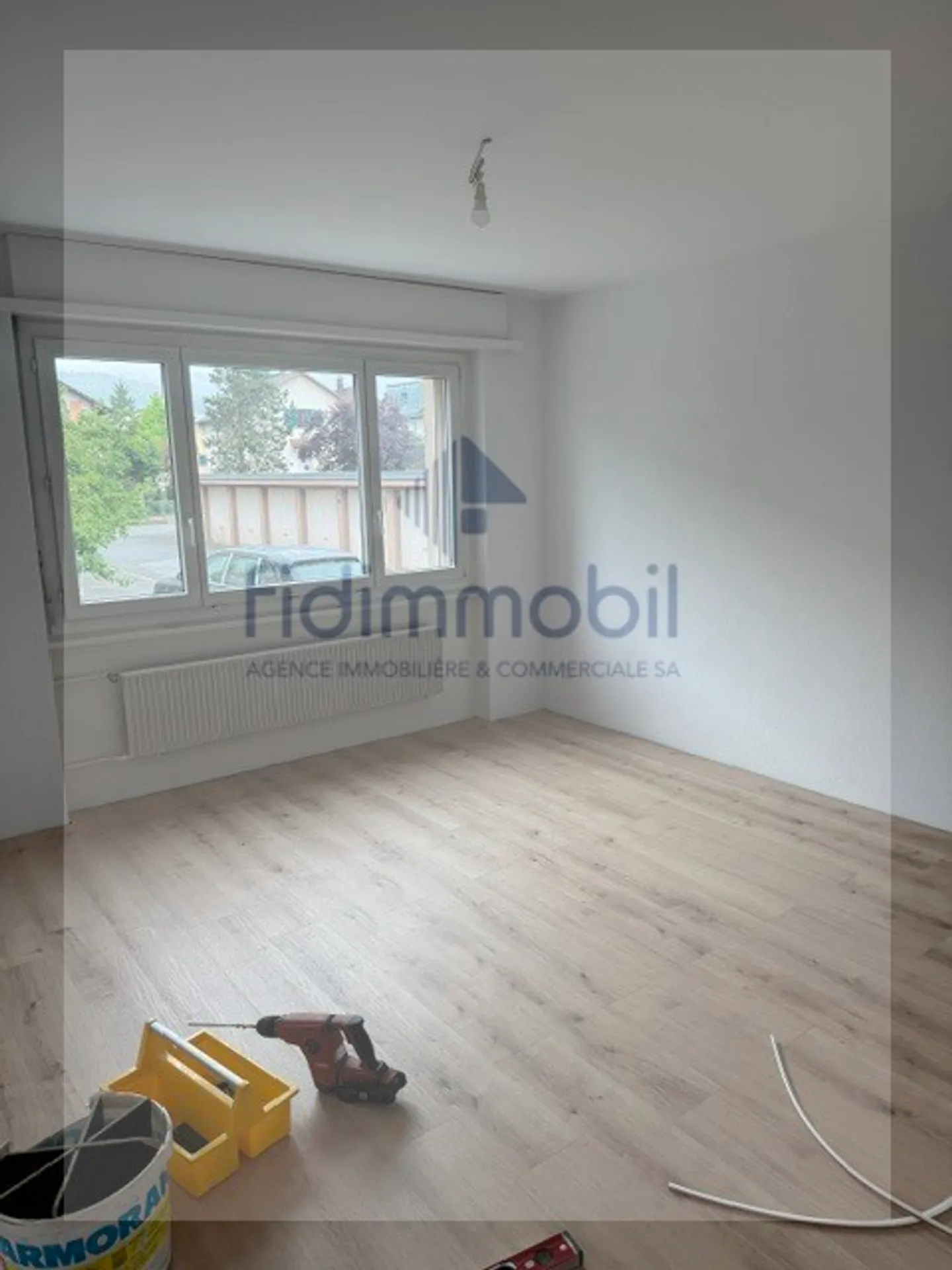 Completely renovated 4-room apartment - Photo 6 of 6