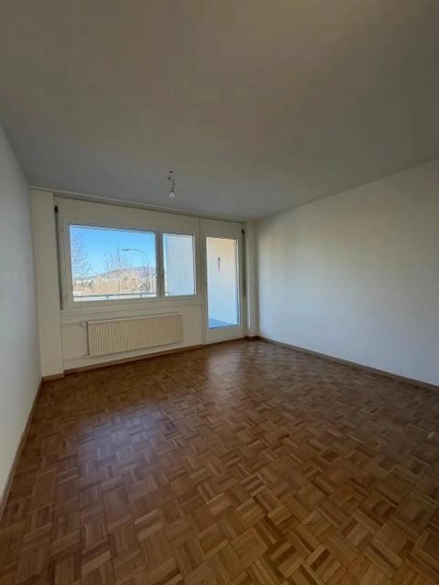 Attractive Family Apartment with Large Terrace in Lucerne - Photo 2 of 11